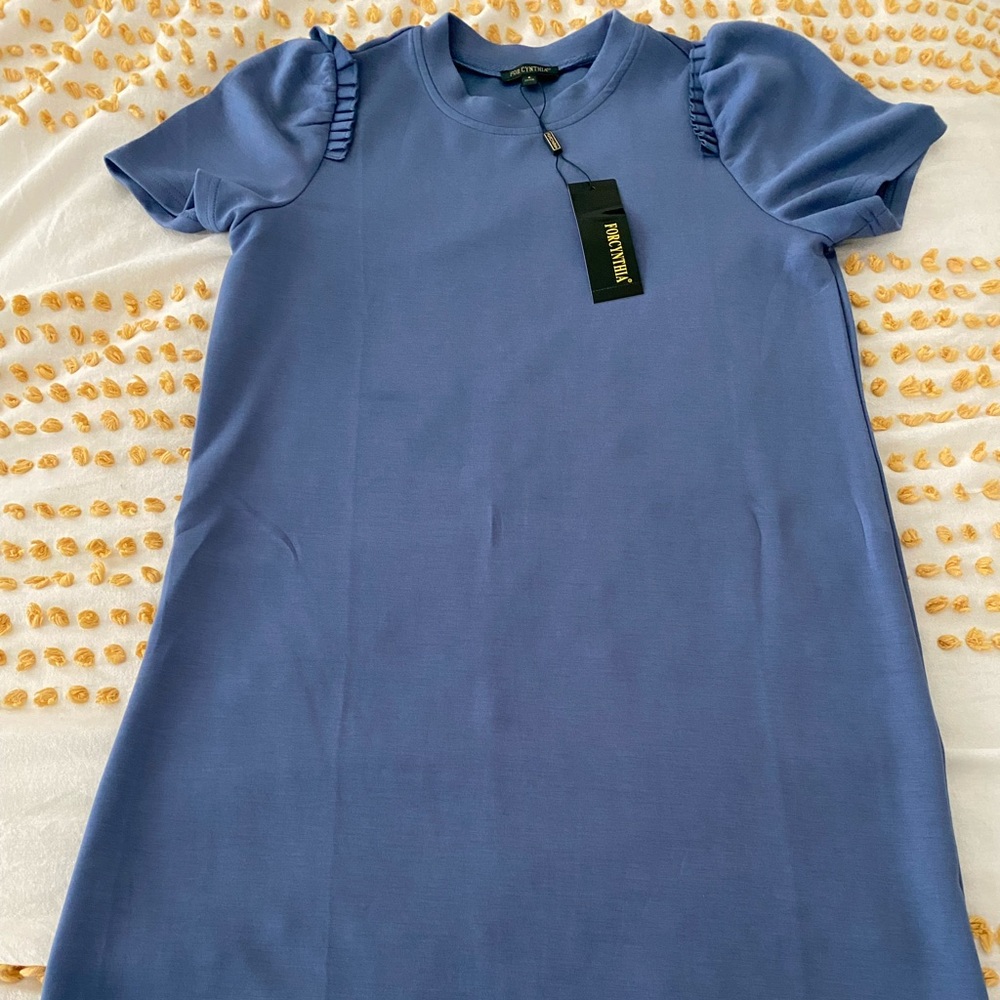 For Cynthia Blue T-shirt Style Dress. Easy Care Size Small